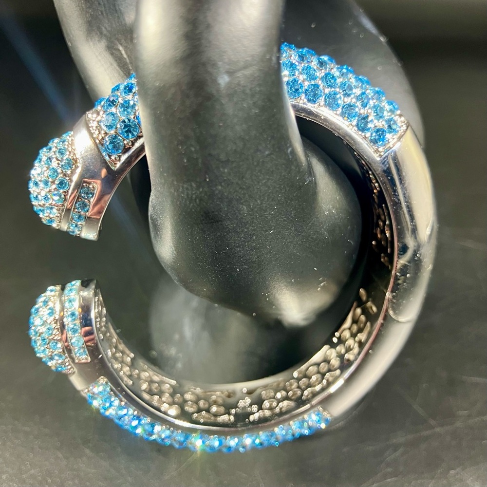 Sparkling Blue Crystal Cuff Bracelet - Women's Jewelry - Picture 4 of 4